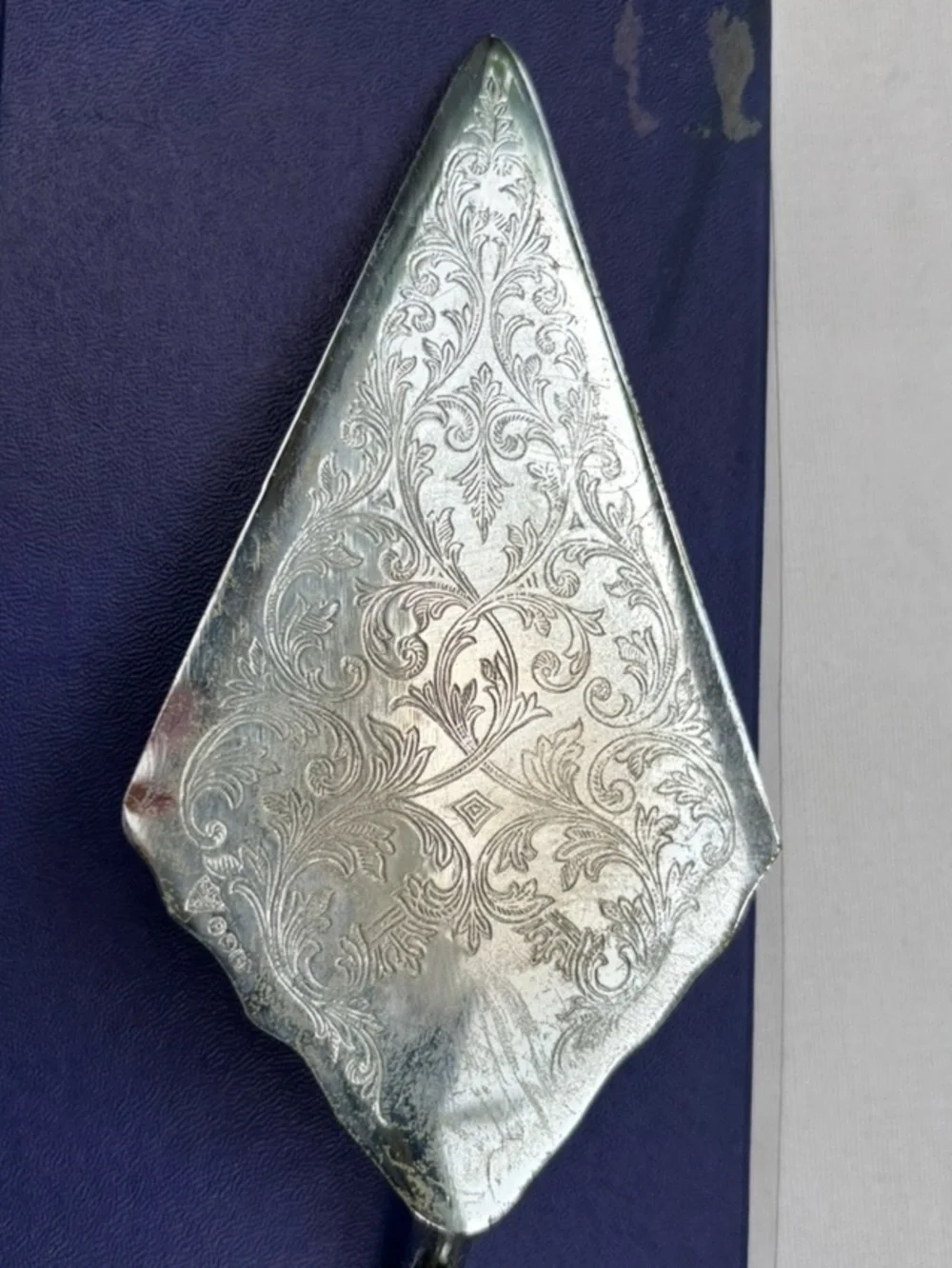 VTG Italian Silver Plated Cake Server Ornate Etched Blade Porcelain Handle w/Box